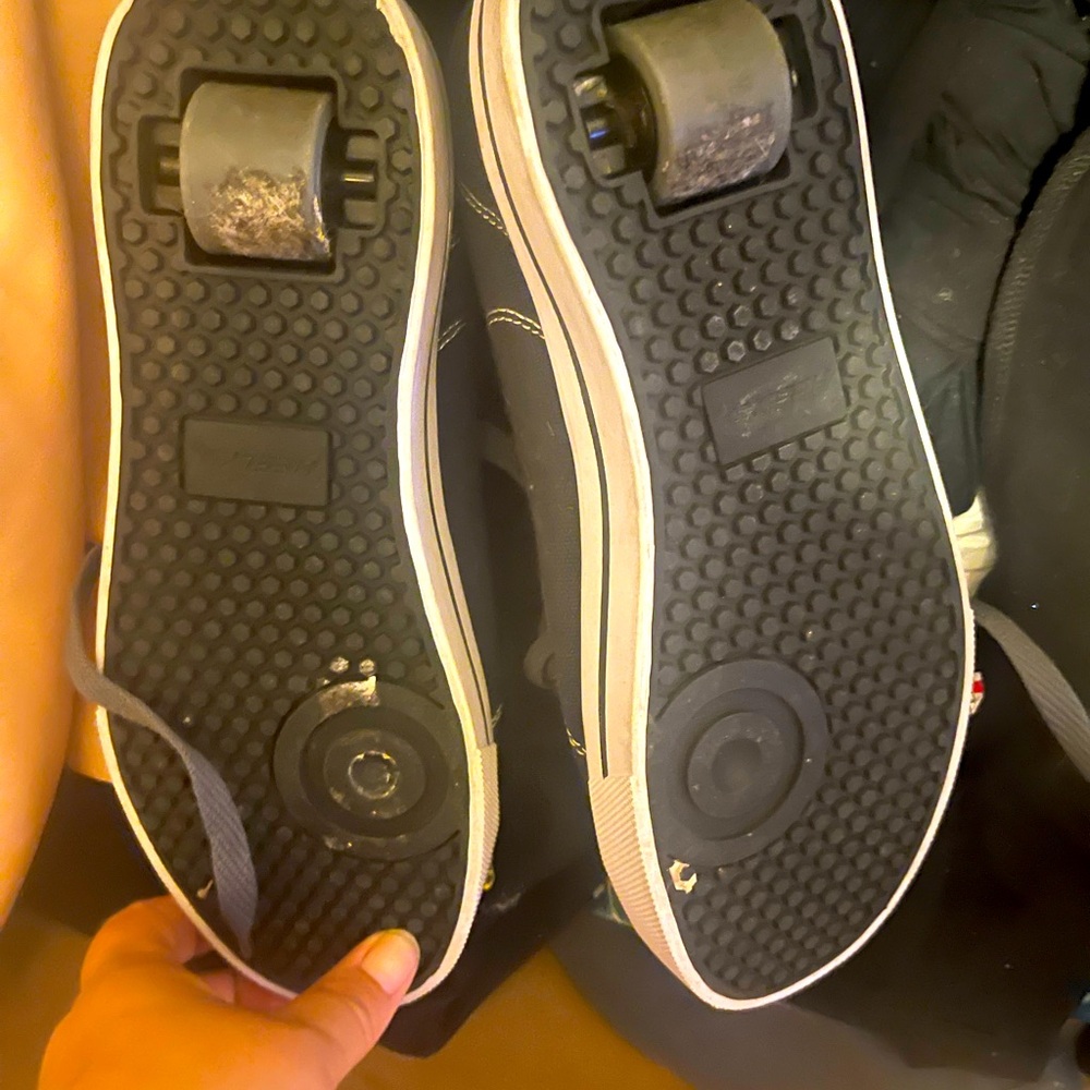 Heely shoes